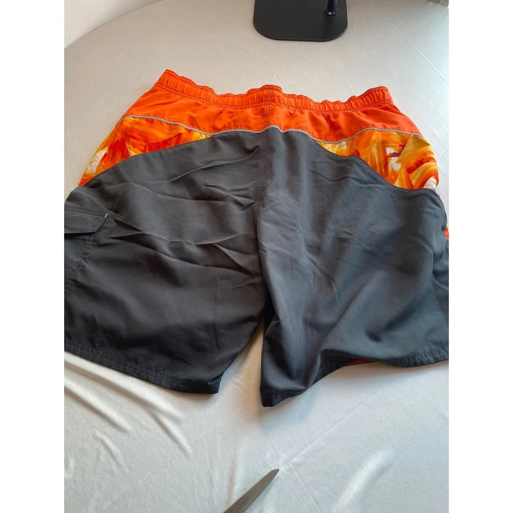 Nike Mens XL Swim Trunks Board Shorts Grey Orange Graphic Cargo Pocket Mesh